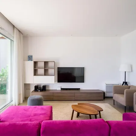 Sleeps 12 With Pool Air Con And Wifi Vila Slatine